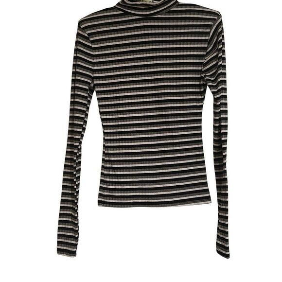 RUE21 Gray Black Striped Mock Neck Ribbed Long Sleeve Pullover Tee Ladies XS - Picture 1 of 9